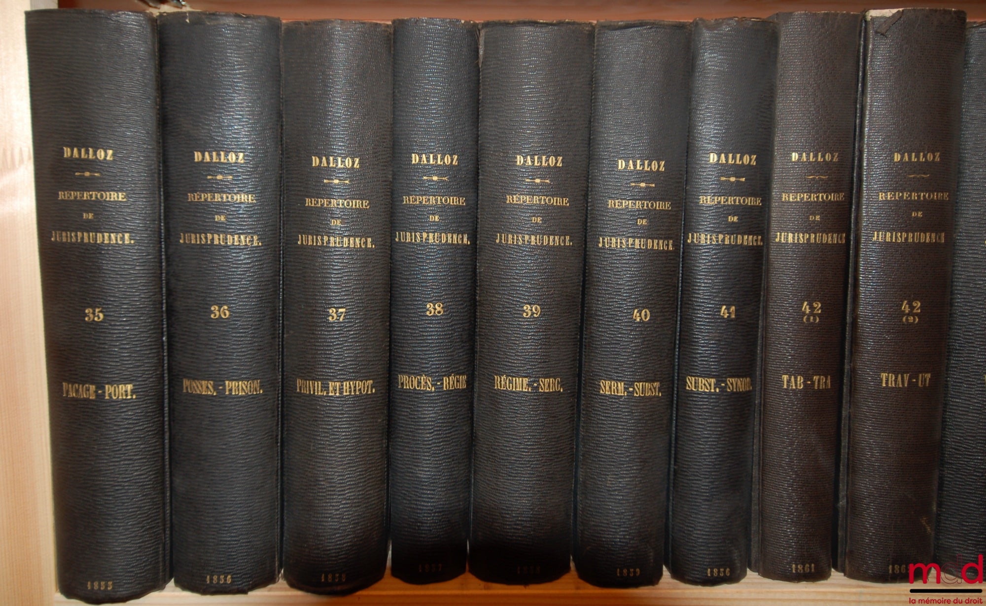 DALLOZ (Désiré et Armand) – RÉPERTOIRE MÉTHODIQUE ET ALPHABÉTIQUE DE LÉGISLATION DE DOCTRINE ET DE JURISPRUDENCE en matière de droit civil, commercial, criminel, administratif, de droit des gens et de droit public, nouvelle édition considérablement augmen