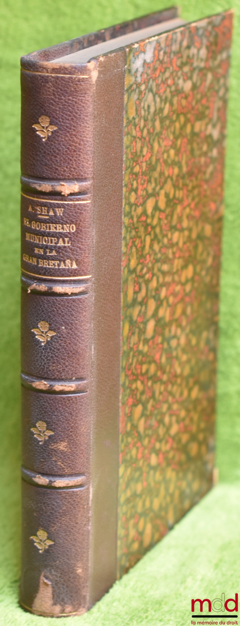 SHAW (Alberto) – EL GOBIERNO MUNICIPAL EN LA GRAN BRETANA, traducido por Julio Carrié