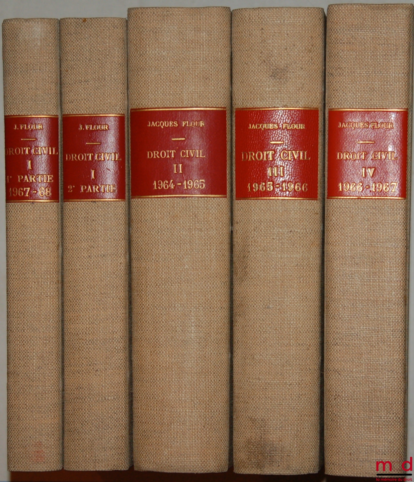 FLOUR (Jacques) – COURS D’INTRODUCTION À L’ÉTUDE DU DROIT ET DROIT CIVIL, licence 1ère année 1967-1968 (1ère et 2ème partie). COURS DE DROIT CIVIL Licence 2ème année, 1964-1965 ; Licence 3ème année, 1965-1966 et Licence 4ème année, 1966-1967, 4 t. en 5 vo