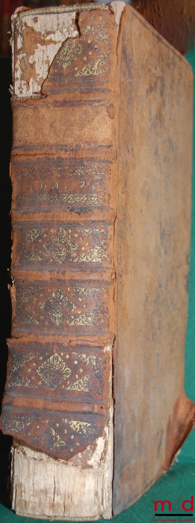 DUMOULIN (Charles) – CAROLI MOLINÆI FRANCIÆ ET GERMANIÆ CELEBERRIMI JURISCONSULTI, ET IN SUPREMO PARISIORUM SENATU ANTIQUI ADVOCATI, OMNIA QUÆ EXTANT OPERA, EX VARIIS LIBRORUM APOTHECIS, IN QUIBUS LATEBANT (…), editio novissima quinque tomis distributa, a