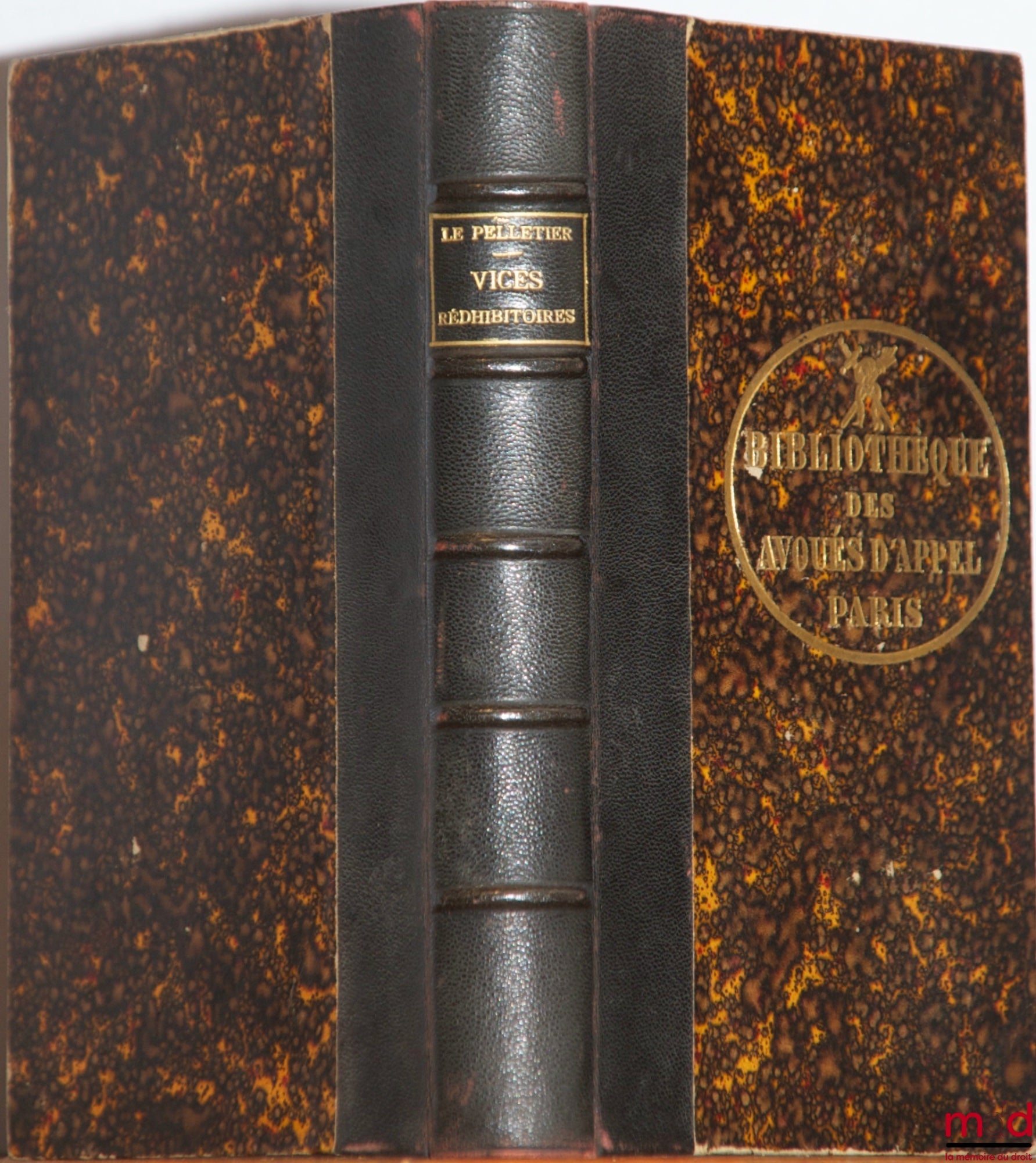 PELLETIER (Émile Le) – MANUEL DES VICES RÉDHIBITOIRES DES ANIMAUX DOMESTIQUES. COMMENTAIRE THÉORIQUE ET PRATIQUE DE LA LOI DU 2 AOÛT 1884 avec un FORMULAIRE COMPLET DE TOUS ACTES ET FORMALITÉS, Comprenant en outre, les règles à suivre pour les Vices rédhi