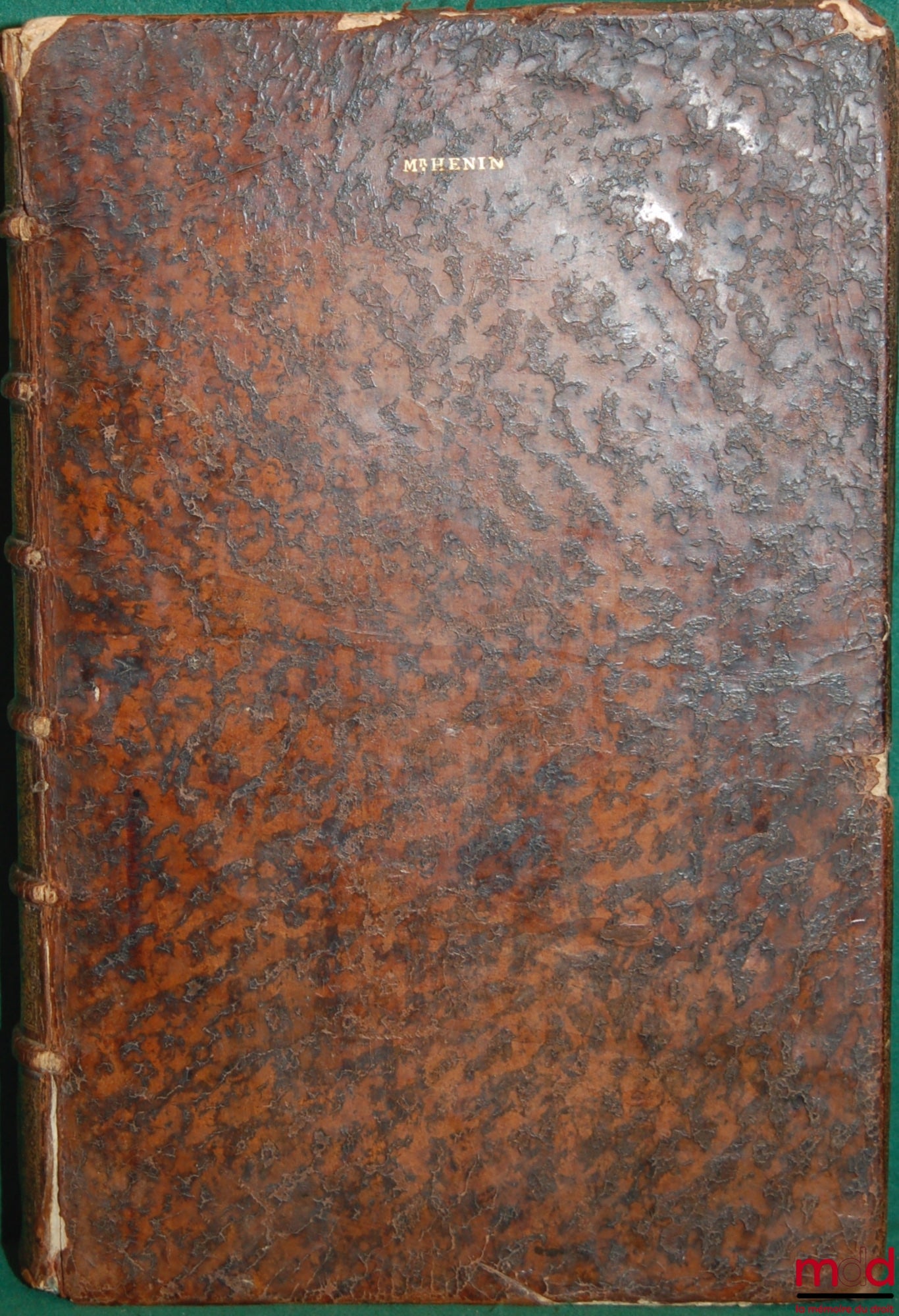 [Coutumes], DUPLESSIS (Claude), BERROYER (Claude) et LAURIÈRE (Eusèbe-Jacques de) – TRAITEZ DE MR DUPLESSIS, ANCIEN AVOCAT AU PARLEMENT, SUR LA COUTUME DE PARIS, donnez au public sur le Manuscrit de l’Auteur, plus correct & plus ample que toutes les Copie