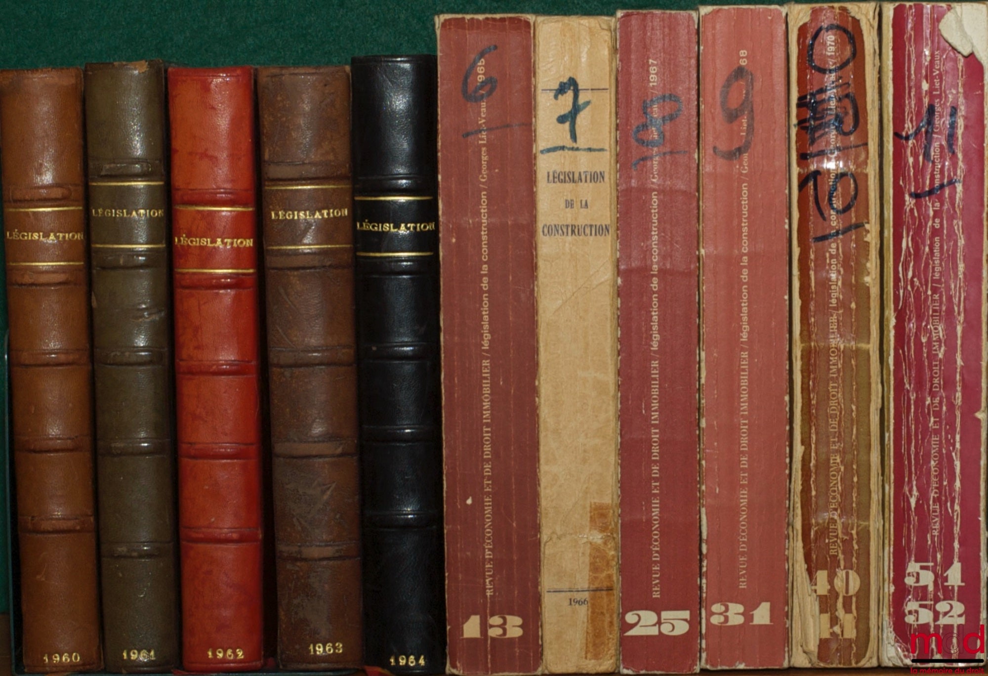 [Code] – LÉGISLATION DE LA CONSTRUCTION de 1960 à 1968 et 1970, 1972 , recueil de textes établi par le Service Juridique de Conseil Supérieur de l’Ordre des Architectes, sous la direction de Georges Liet-Veaux, coll. Techniques et Architecture