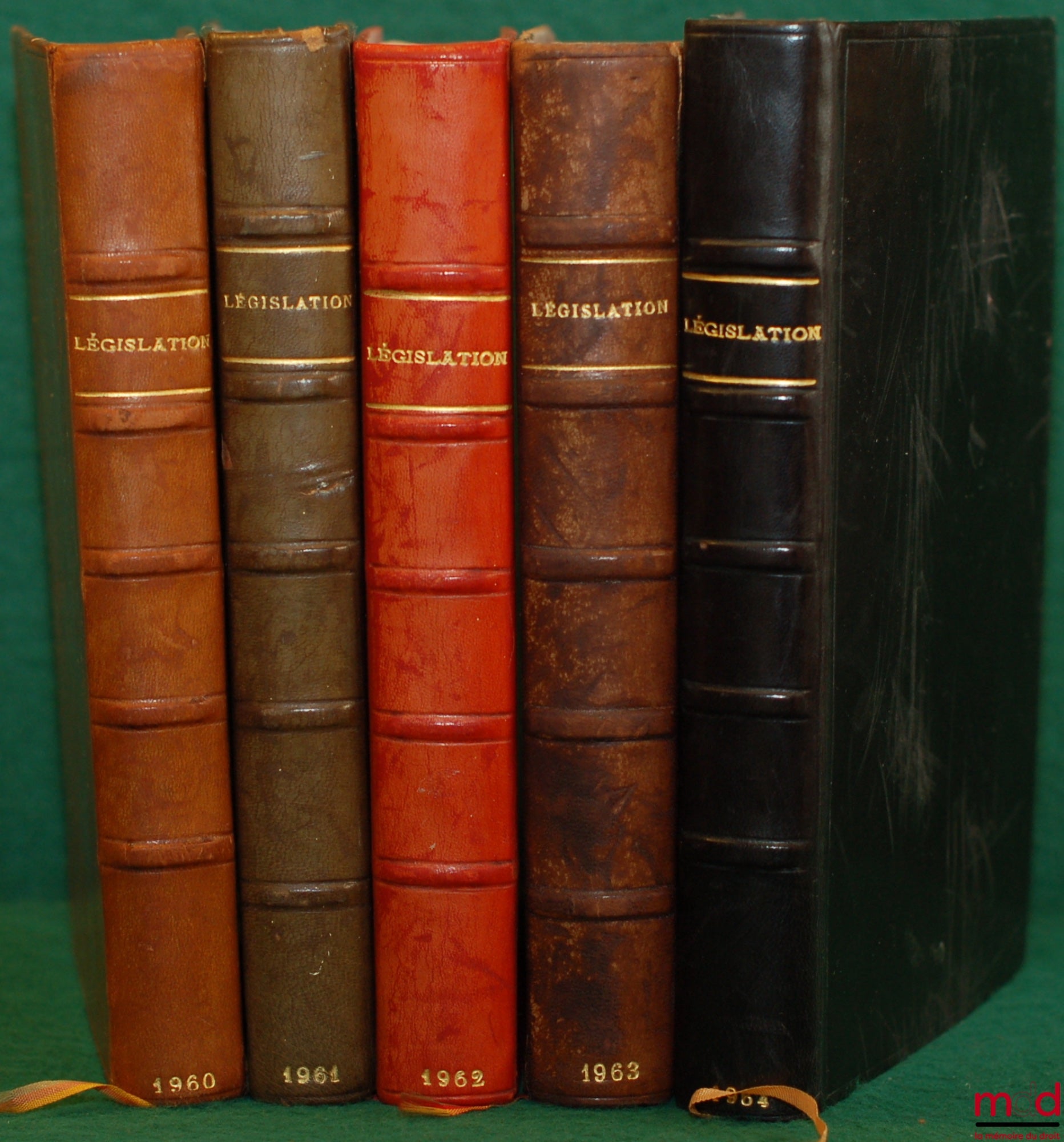 [Code] – LÉGISLATION DE LA CONSTRUCTION de 1960 à 1968 et 1970, 1972 , recueil de textes établi par le Service Juridique de Conseil Supérieur de l’Ordre des Architectes, sous la direction de Georges Liet-Veaux, coll. Techniques et Architecture