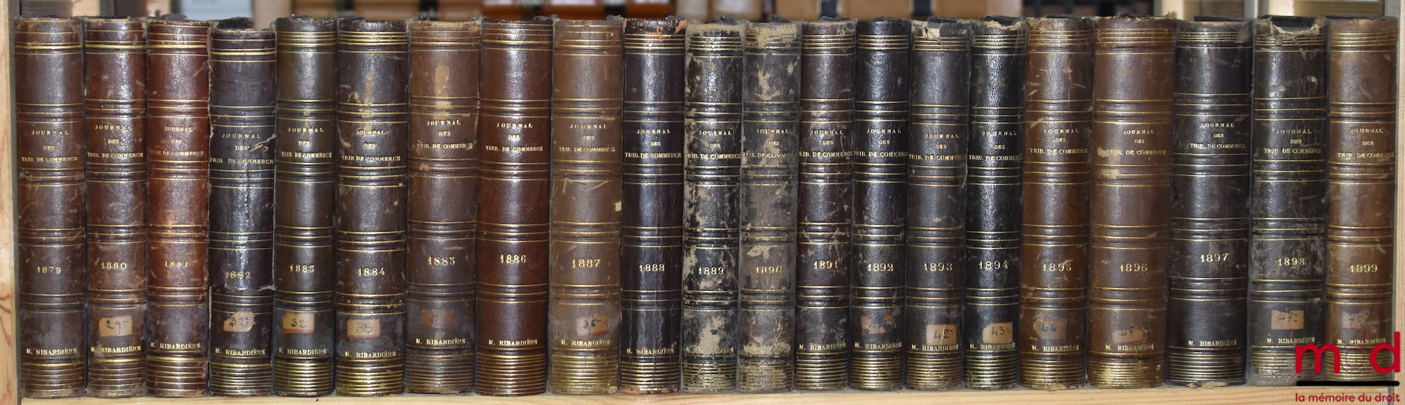 [Tribunal de Commerce] – JOURNAL DES TRIBUNAUX DE COMMERCE renfermant l’exposé complet de la jurisprudence et de la doctrine des auteurs en matière commerciale, par MM. Teulet et Camberlin, de 1852 [tête de collection] à 1937 (mq. 1921) ; TABLE GÉNÉRALE D