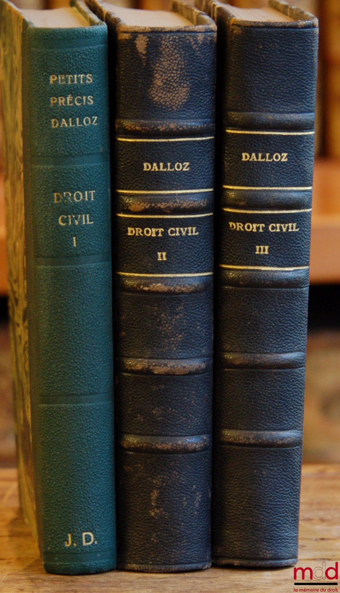 PRÉCIS DE DROIT CIVIL, t. I : 5e éd. ; t. II : 3e éd. ; t. III : 2e éd., Coll. Petits Précis Dalloz
