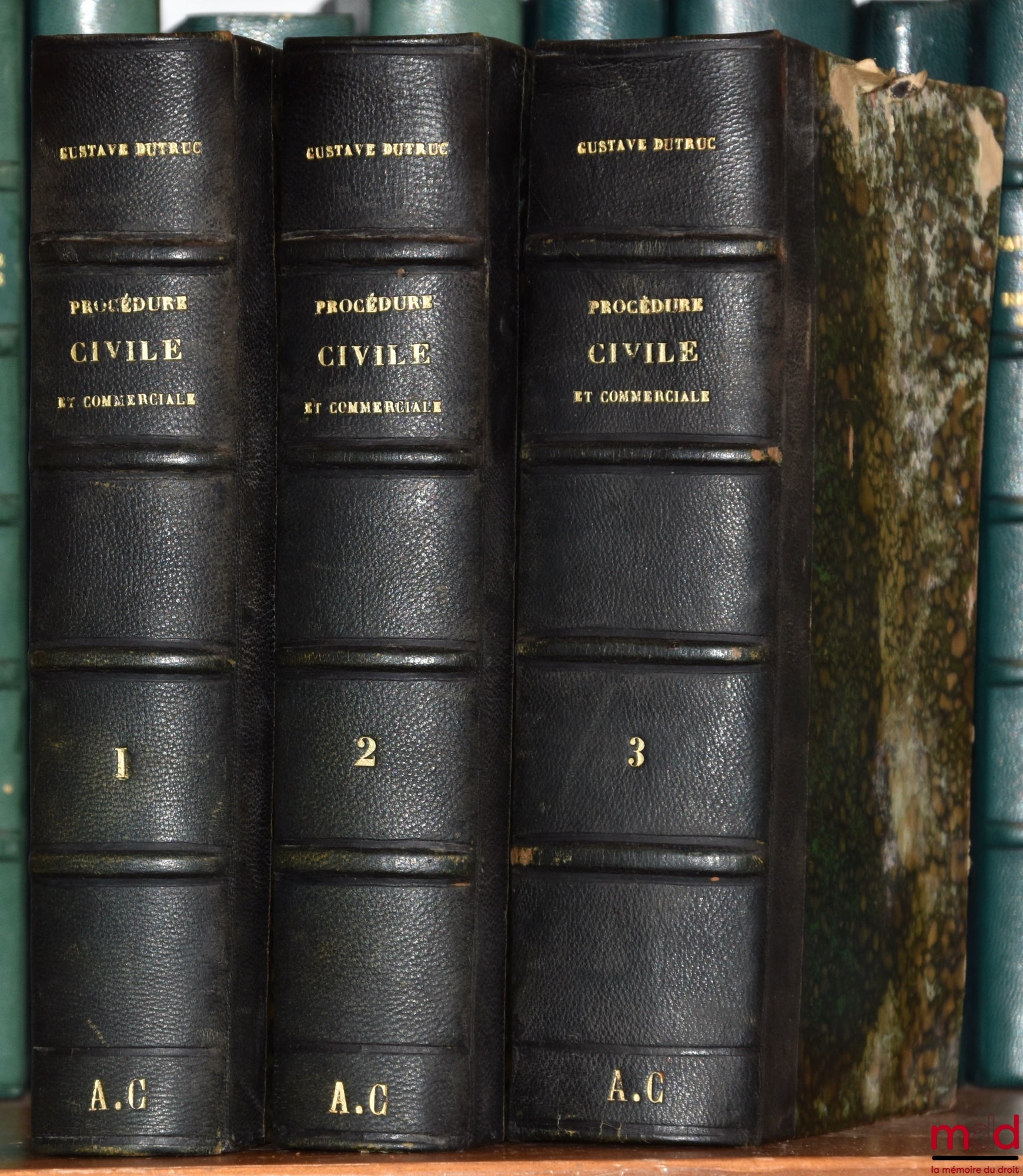 CARRÉ (Guillaume-Louis-Julien), CHAUVEAU (Adolphe) – SUPPLÉMENT ALPHABÉTIQUE ET ANALYTIQUE AUX LOIS DE LA PROCÉDURE CIVILE ET COMMERCIALE. Contenant, avec le résumé succinct de ce traité, le tableau complet de la jurisprudence et de la doctrine jusqu’à ce