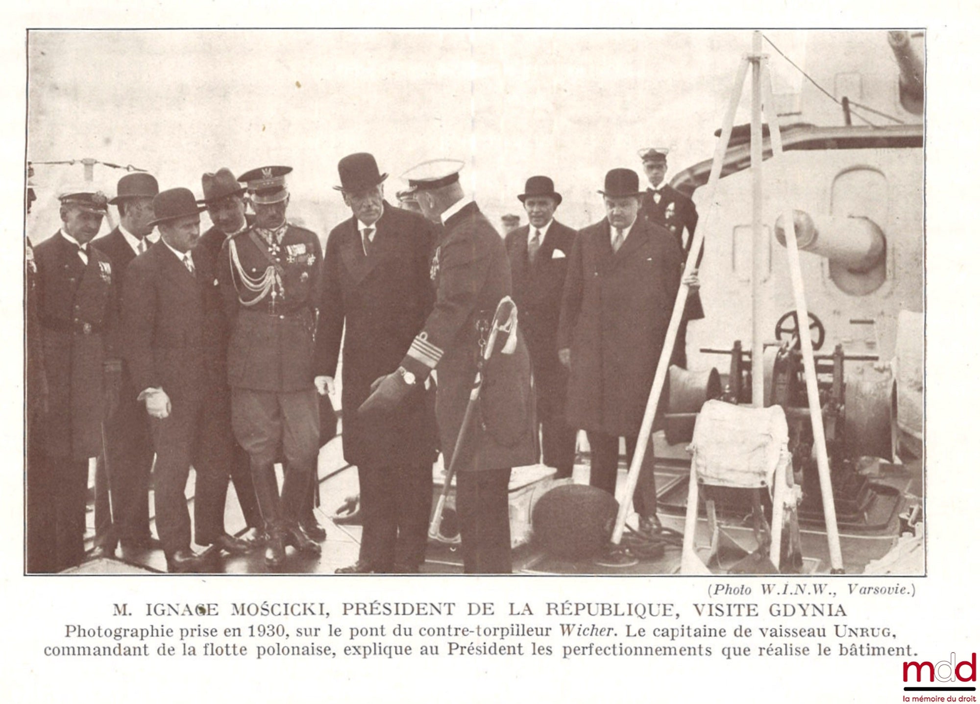 SMOGORZEWSKI (Casimir) – LA POMÉRANIE POLONAISE, Avec 40 cartes, dont 5 en couleurs et 40 illustrations hors texte, Problèmes politiques de la Pologne contemporaine, III