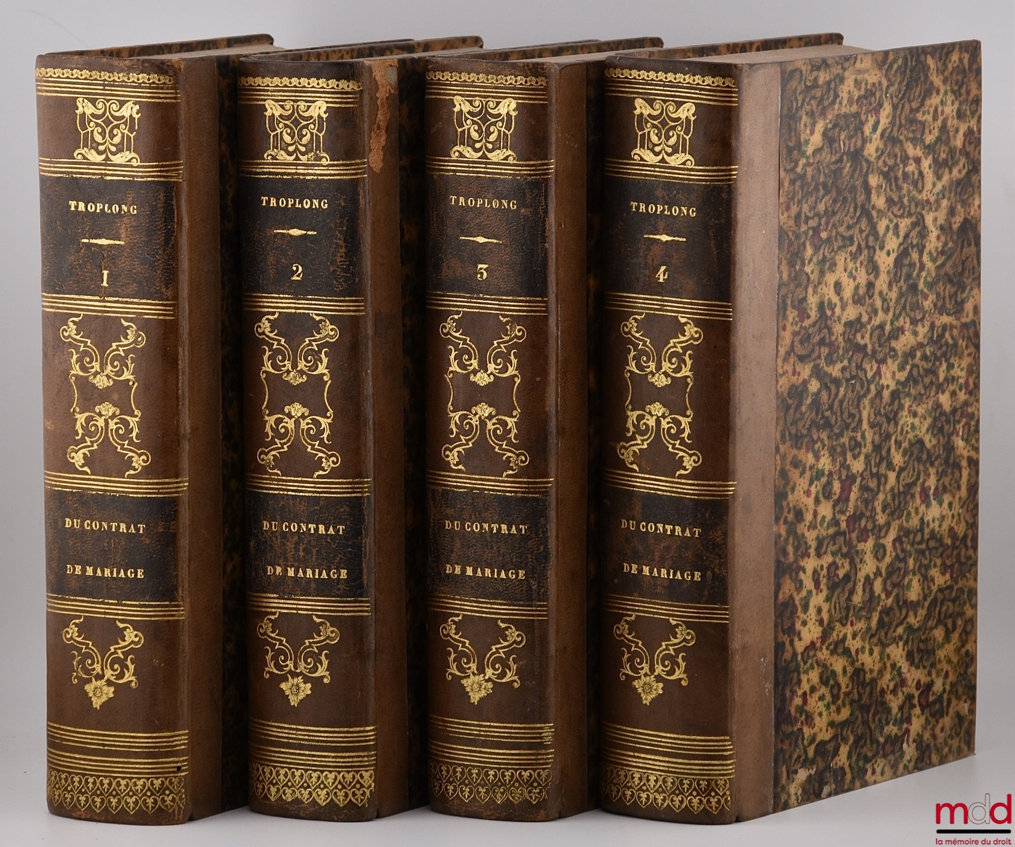 TROPLONG (Raymond-Théodore) – LE DROIT CIVIL EXPLIQUÉ SUIVANT L’ORDRE DES ARTICLES DU CODE DEPUIS ET Y COMPRIS LE TITRE DE LA VENTE ; ouvrage qui fait suite à celui de M. Toullier, mais dans lequel on a adopté la forme plus commode du commentaire. PREMIÈR