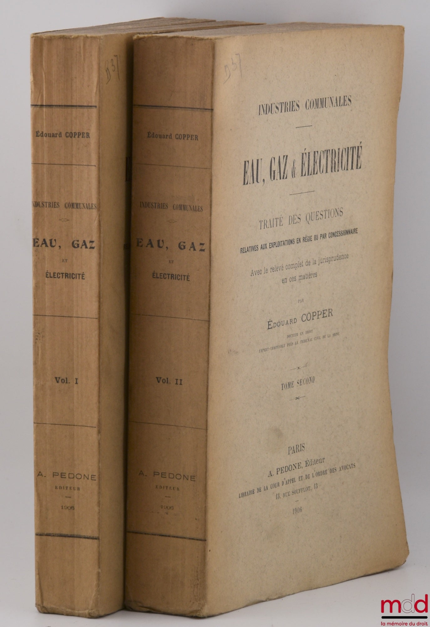 COPPER (Édouard) – INDUSTRIES COMMUNALES. EAU, GAZ & ÉLECTRICITÉ, Traité des questions relatives aux exploitations en régie ou par concessionnaire avec le relevé complet de la jurisprudence en ces matières