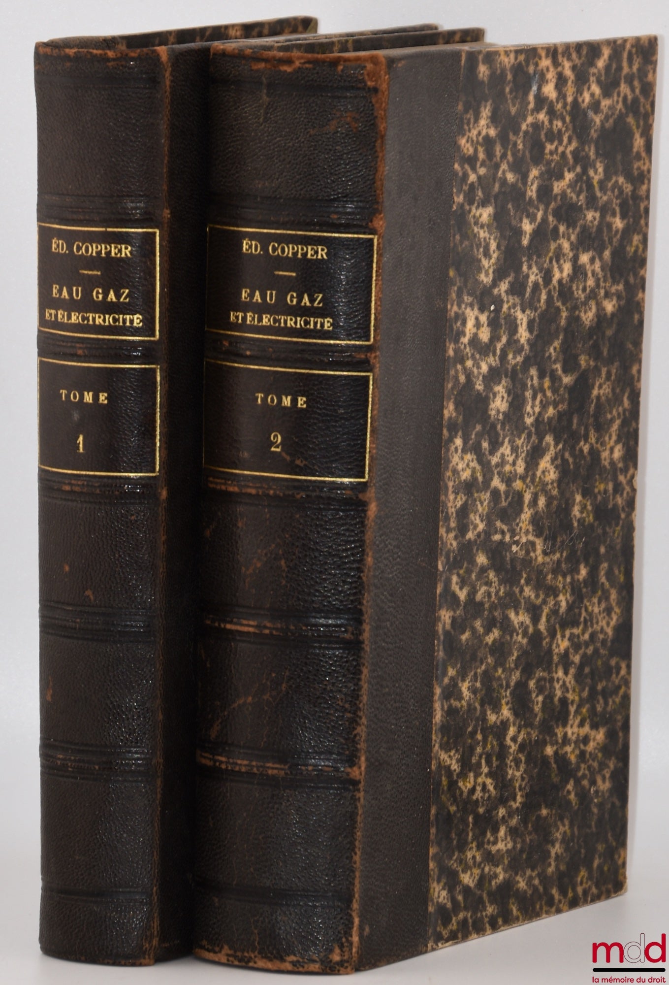 COPPER (Édouard) – INDUSTRIES COMMUNALES. EAU, GAZ & ÉLECTRICITÉ, Traité des questions relatives aux exploitations en régie ou par concessionnaire avec le relevé complet de la jurisprudence en ces matières