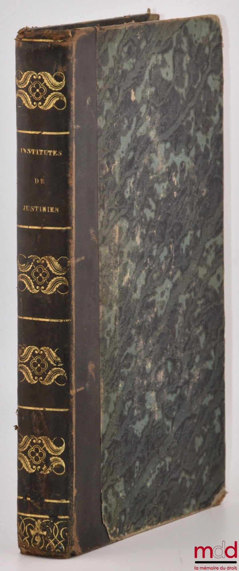 BONJEAN (L. B.), BLONDEAU – INSTITUTES DE L’EMPEREUR JUSTINIEN, Traduites en français avec le texte en regard ; Accompagnées de notes sur les points les plus importants ; et suivies de plusieurs Appendices où l’on a réuni divers documents utiles pour l’ét