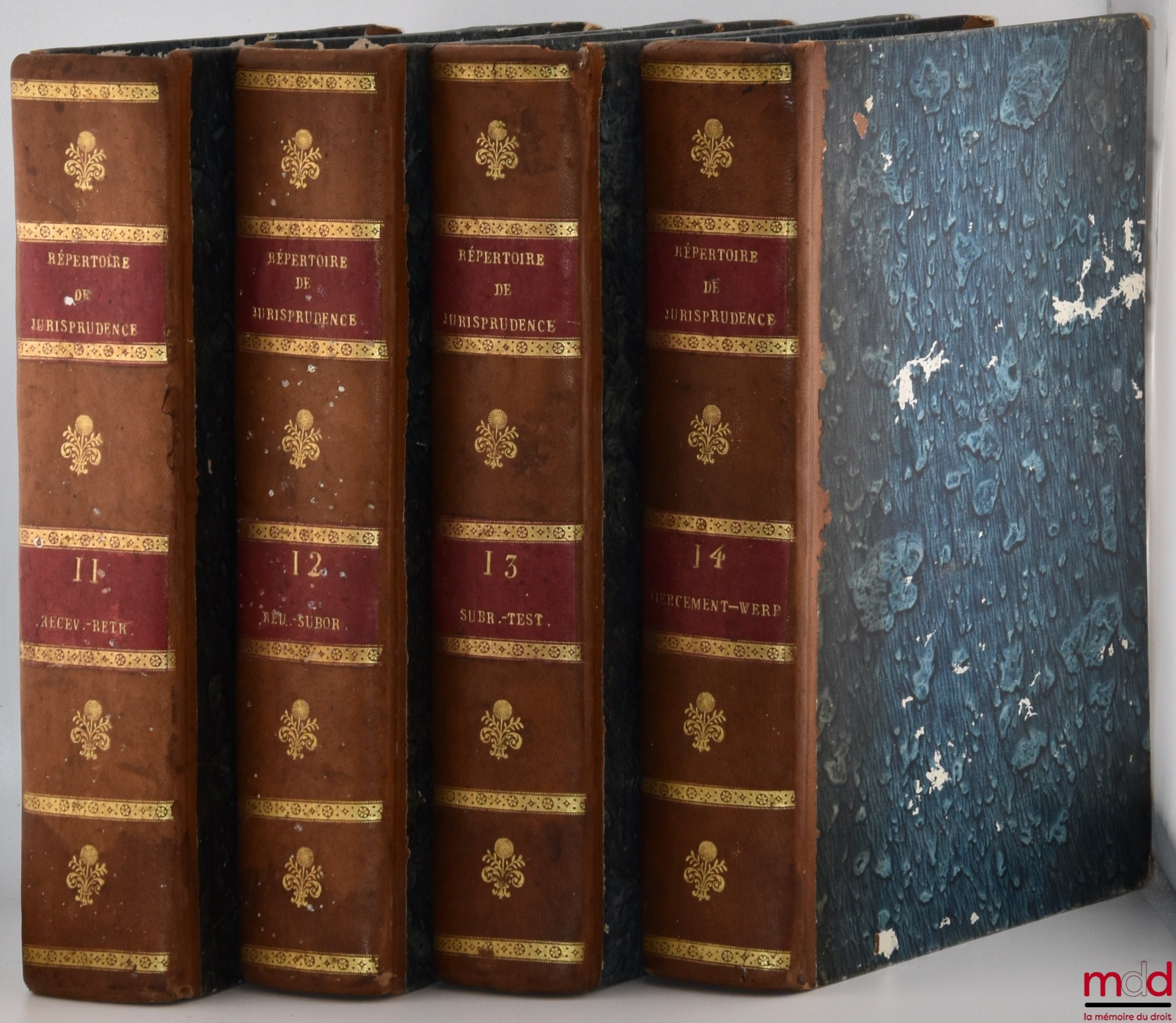 MERLIN (Philippe-Antoine) – RÉPERTOIRE UNIVERSEL ET RAISONNÉ DE JURISPRUDENCE, Corrigée, réduite aux objets dont la connaissance peut encore être utile, et augmentée 1°) d’un grand nombre d’Articles, 2°) de Notes indicatives des changements apportés aux L