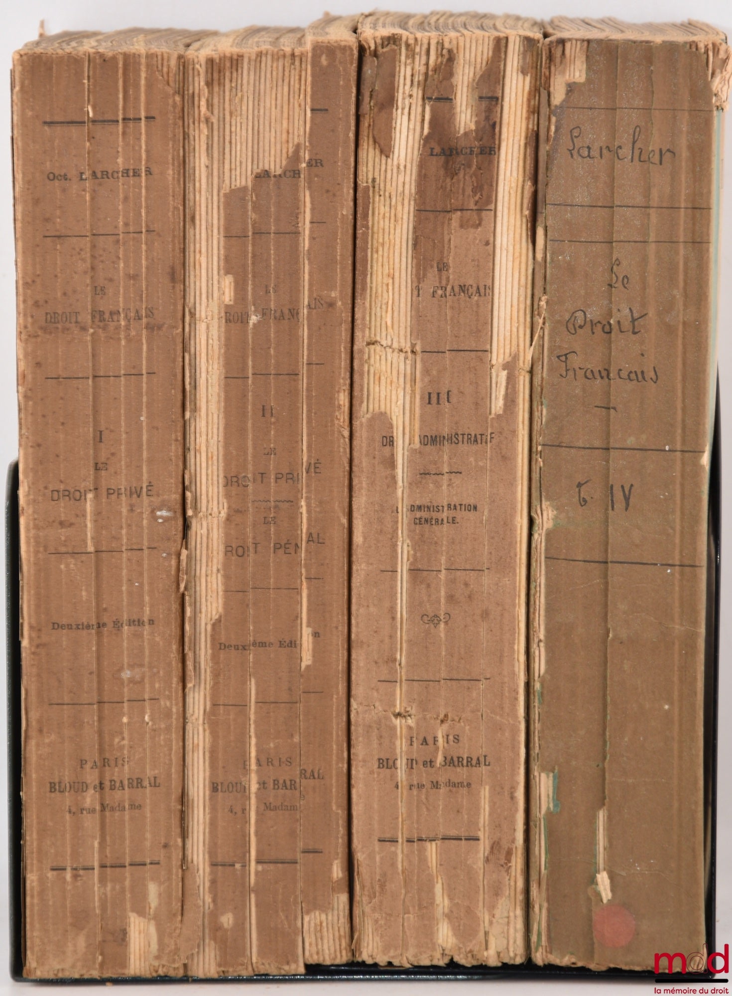 LARCHER (Octave) – LE DROIT FRANÇAIS, SES ORIGINES, SES RÈGLES FONDAMENTALES, 2e éd. : t. I : Le droit privé : Les sources du droit privé - Les personnes et la famille - La propriété - Les droits de créance - Les successions et les modes de disposer à tit