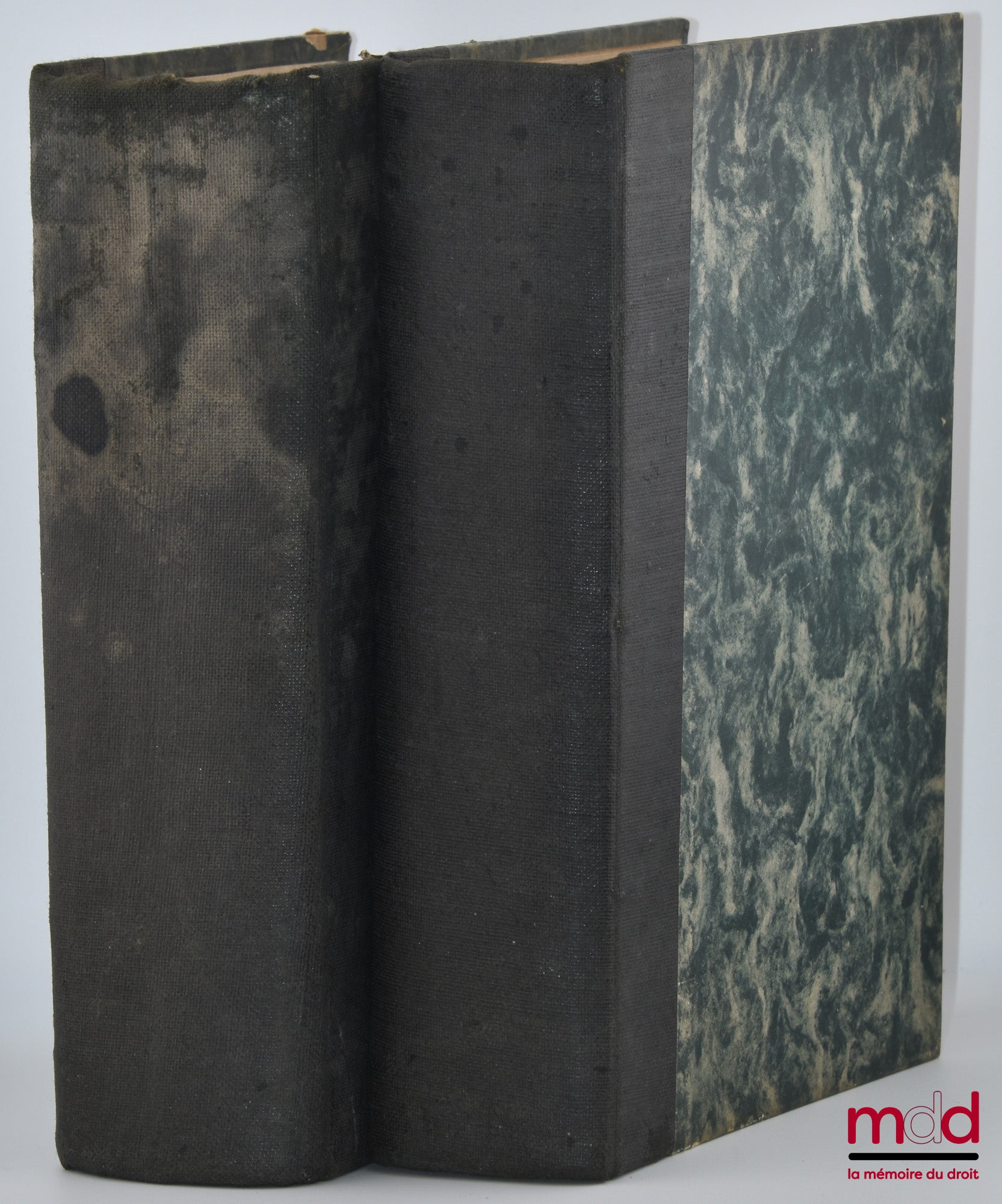 PLANIOL (Marcel) et RIPERT (Georges) – TRAITÉ ÉLÉMENTAIRE DE DROIT CIVIL avec le concours de Jean Boulanger revu et complété par G. Ripert ; t. I : Principes généraux, Personnes, Biens, 3e éd. ; t. II : Obligations, Contrats, Sûretés réelles, 2e éd. ; [mq