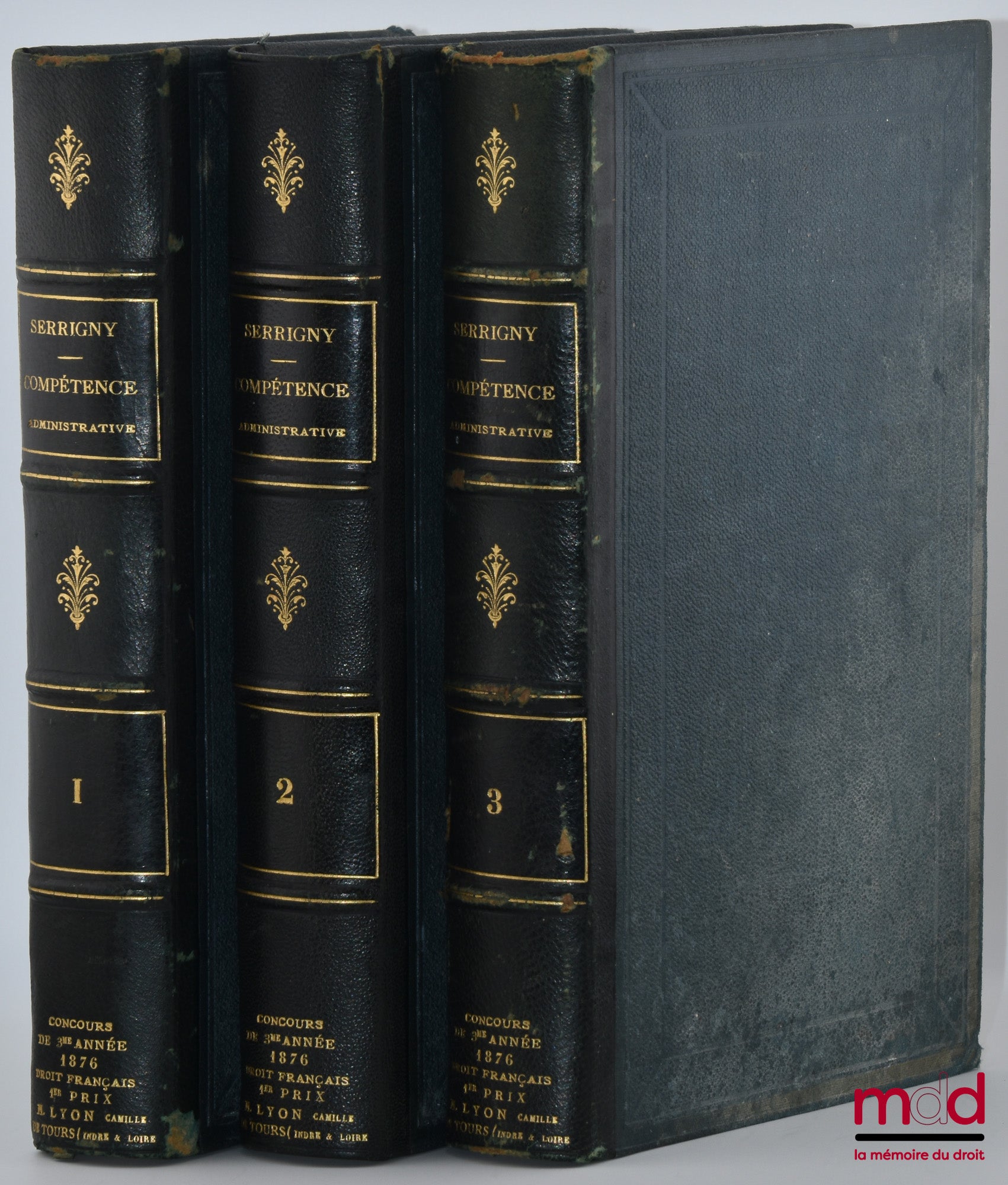 SERRIGNY (Denis) – TRAITÉ DE L’ORGANISATION DE LA COMPÉTENCE ET DE LA PROCÉDURE EN MATIÈRE CONTENTIEUSE ADMINISTRATIVE, DANS LEURS RAPPORTS AVEC LE DROIT CIVIL, 2e éd. corrigée et augmentée de moitié.